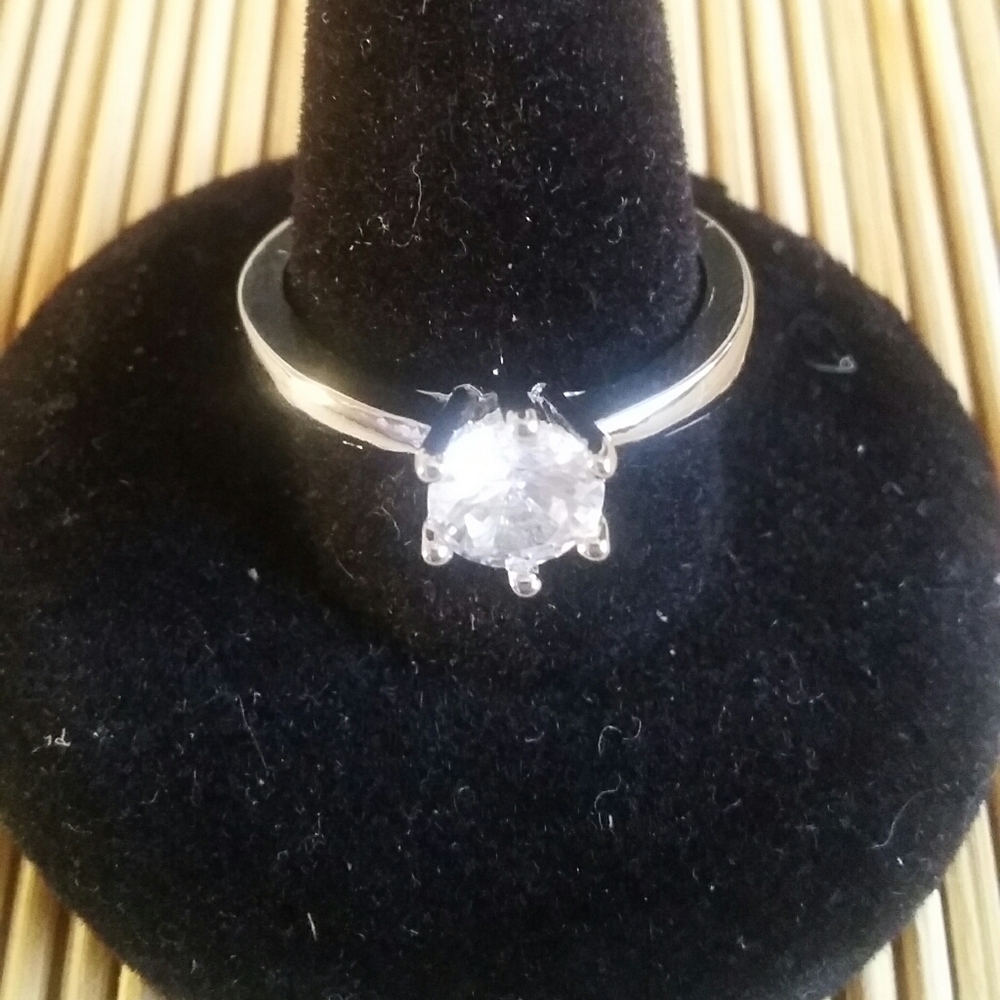 Solitaire Sterling Silver 925 Cubic Zirconia